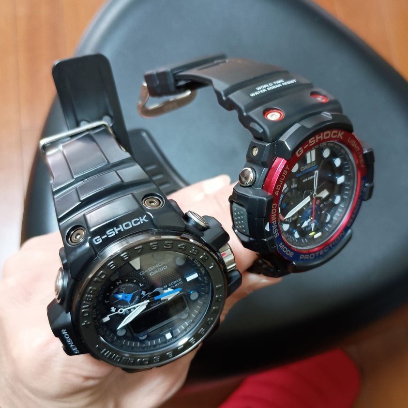 カシオ ガルフマスター CASIO G-SHOCK MASTER OF G-SEA GWN-1000C-1AJFトリプルセンサーとGN-1000B-1AJFツインセンサーペプシカラー比較03上側